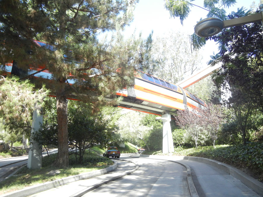 Disneyland Tomorrowland: Autopia Car